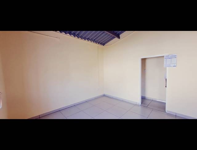 2 BEDROOM FREESTANDING FOR SALE IN EDENDALE N